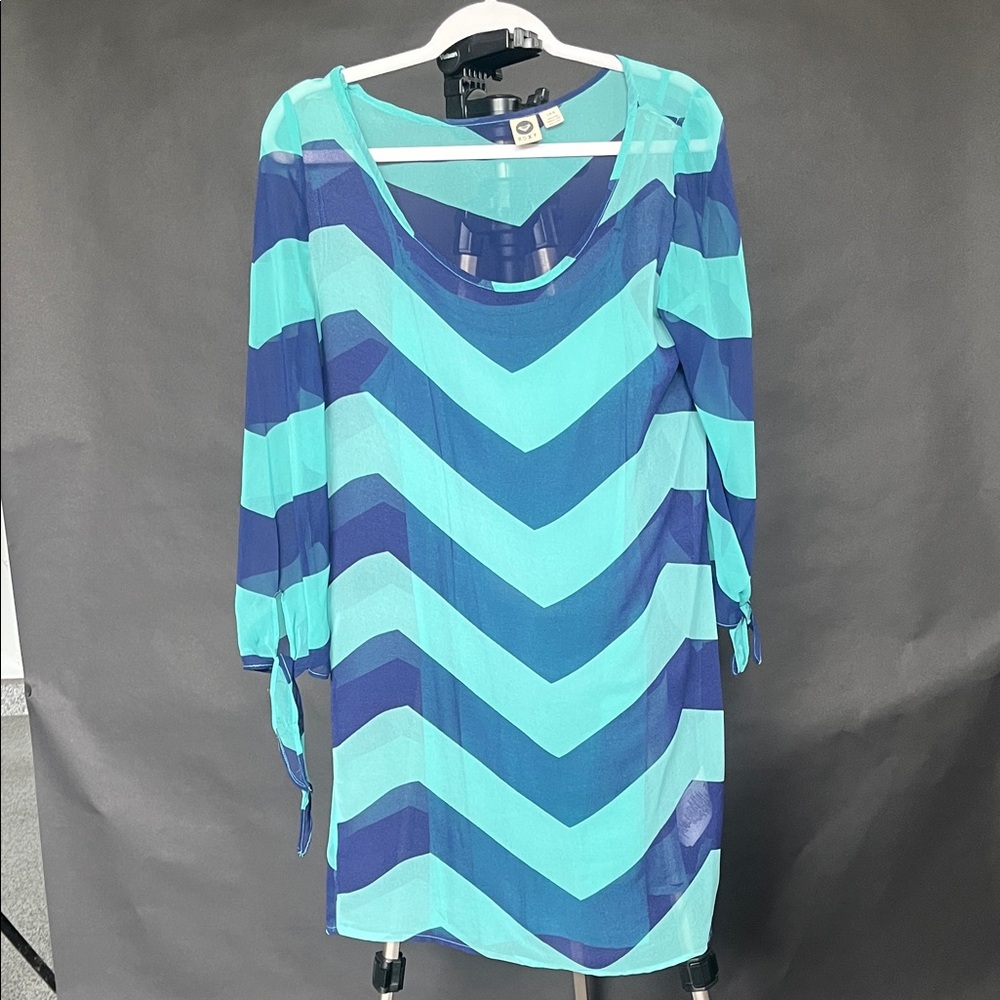 Roxy Chevron Patterned Blue and Teal Dress